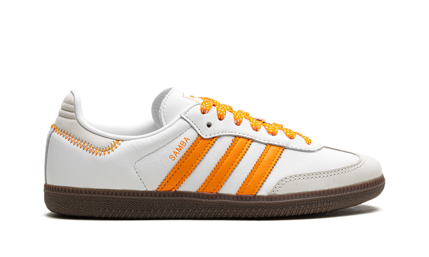 Samba OG WMNS "WHITE EQUIPMENT ORANGE" IE6521