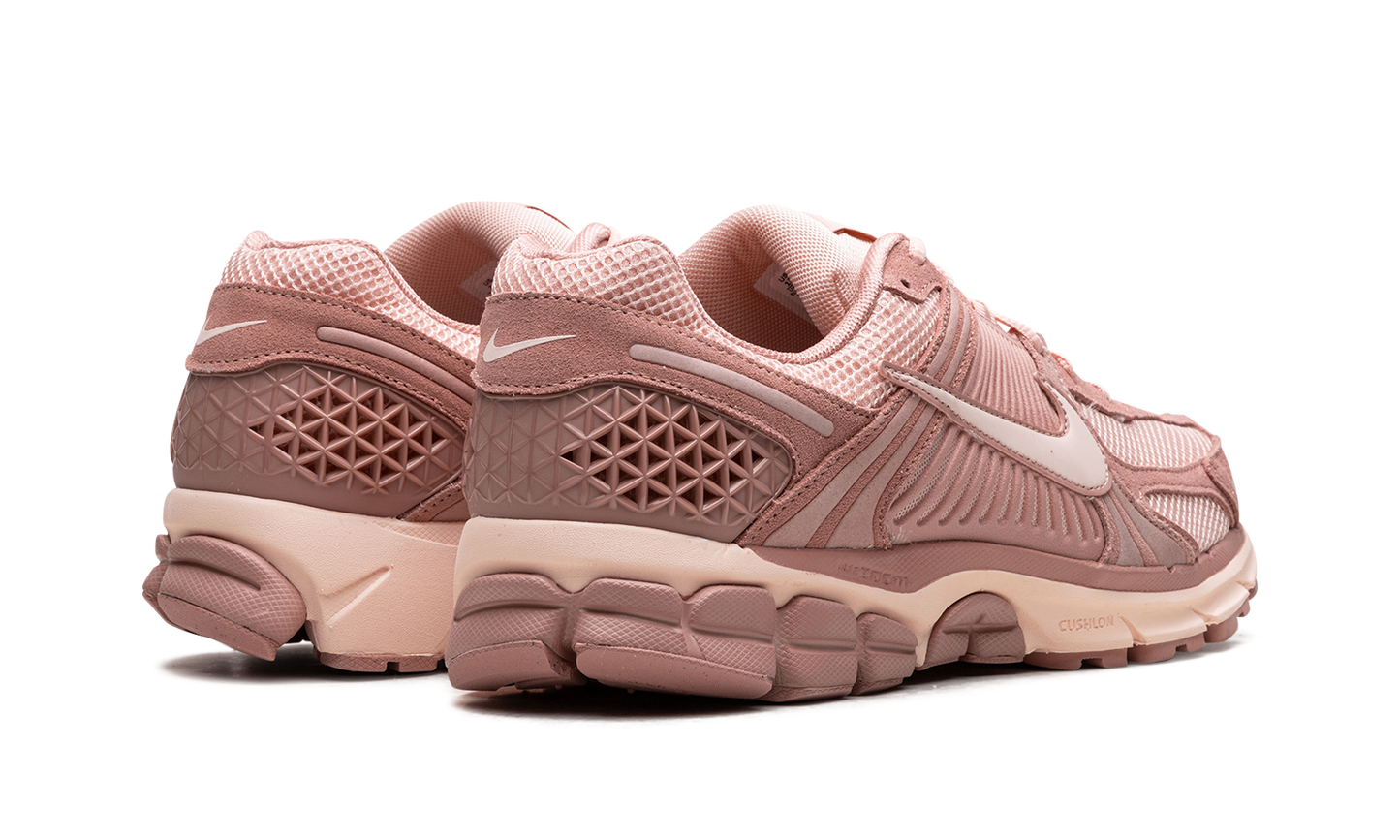 Zoom Vomero 5 "Red Starburst" HF1553 600