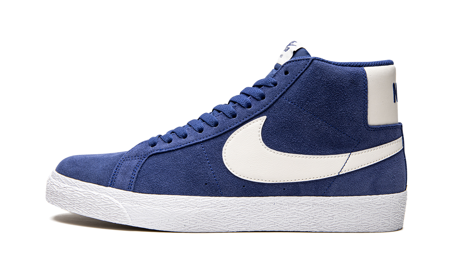 SB Blazer Mid