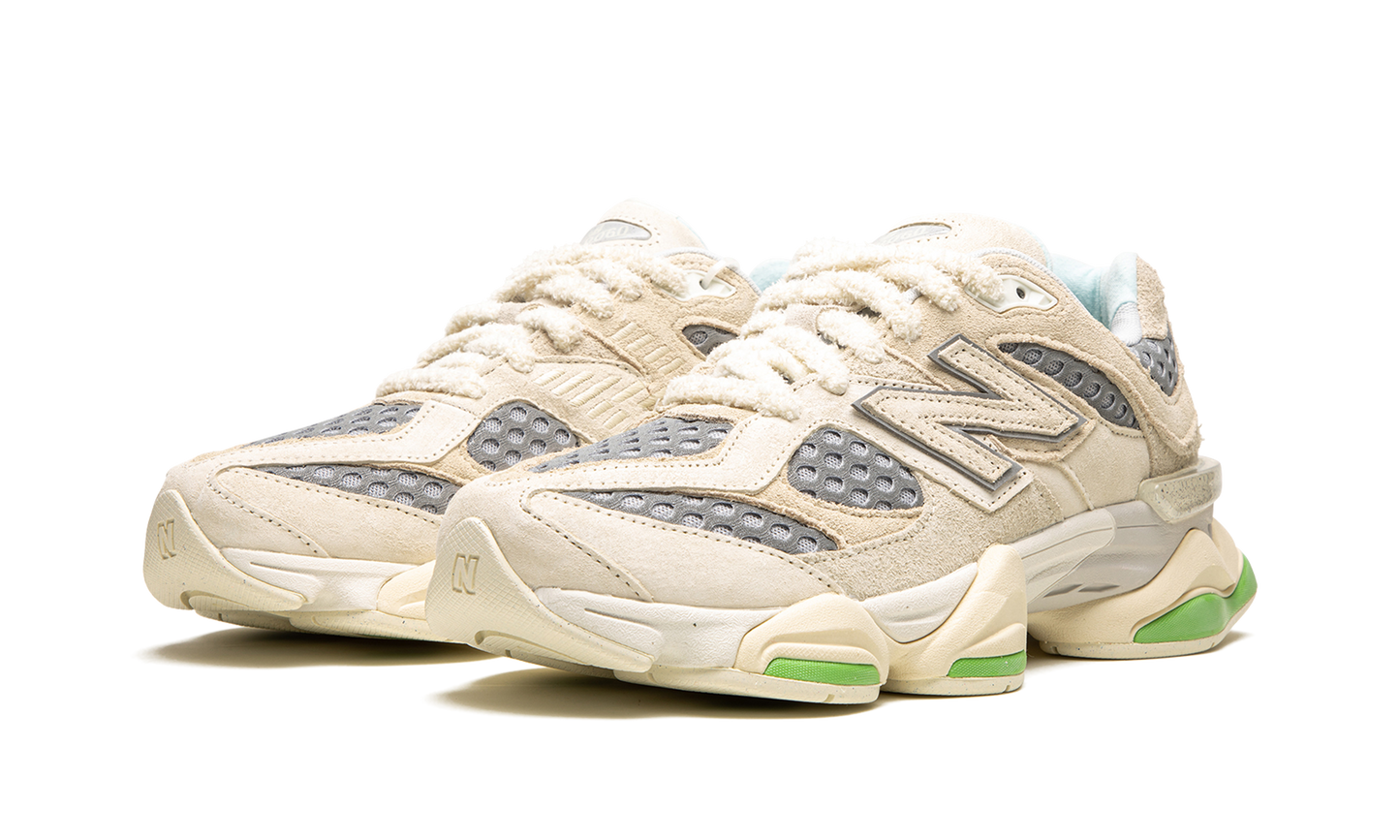 9060 "Bricks and Wood" U9060BW1