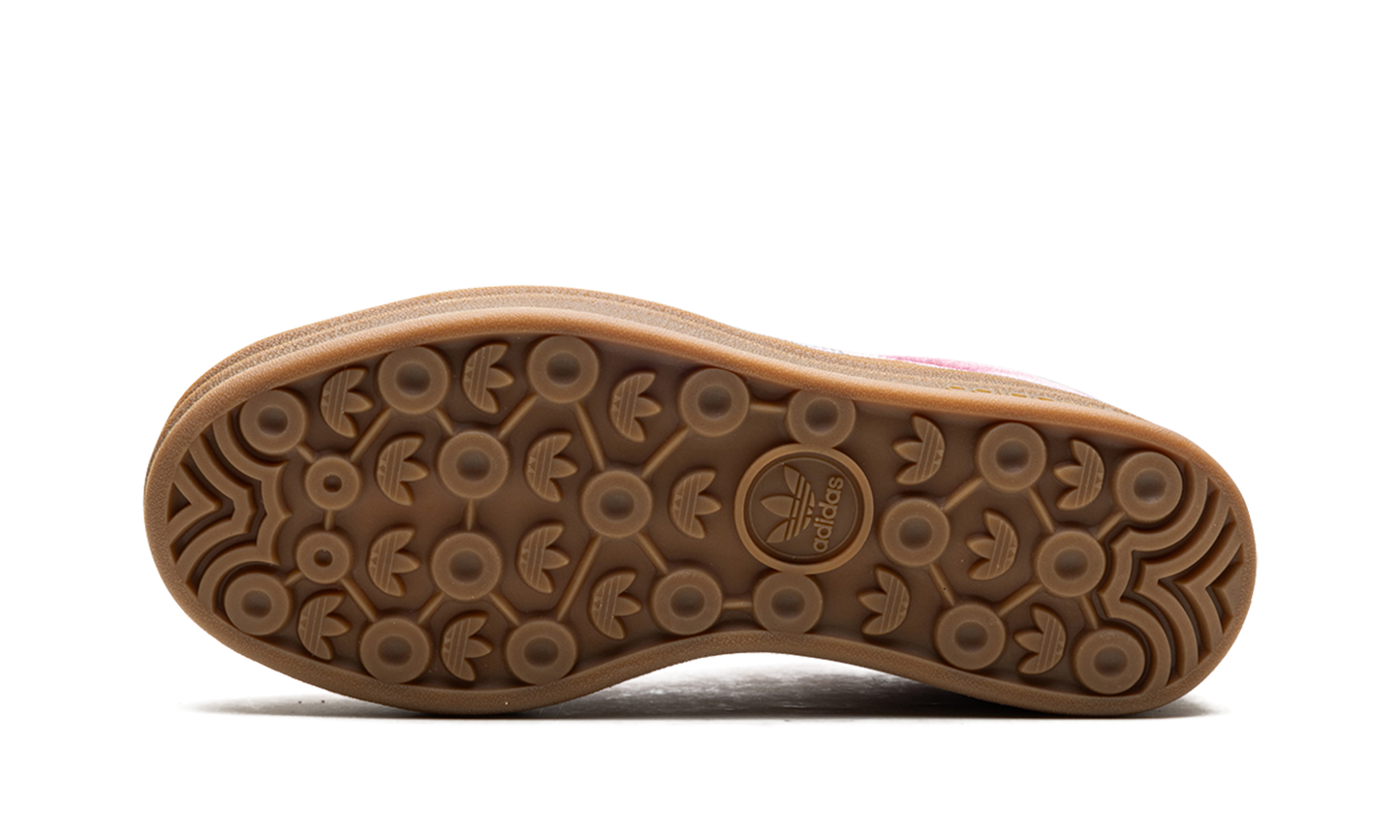 Gazelle Bold WMNS "Sandy Pink" IG4389