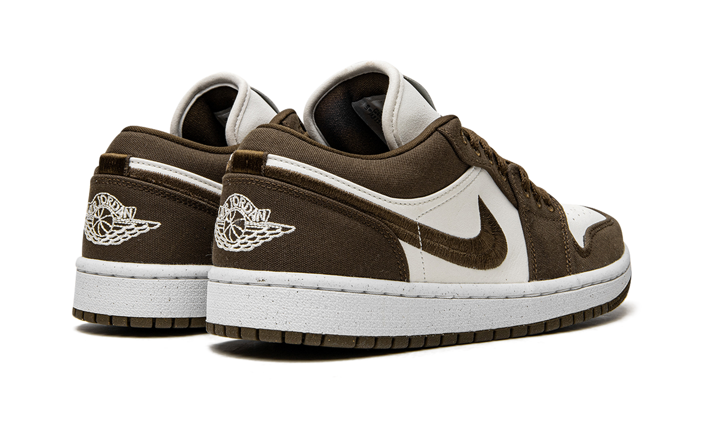 AIR JORDAN 1 LO WMNS "Light Olive" DV0426 301