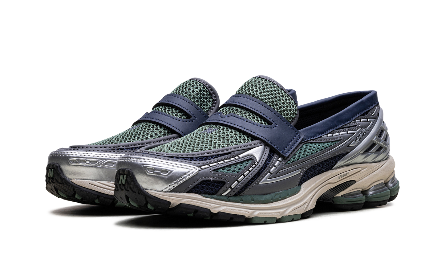 1906L "Silver Metallic Dark Juniper" U1906LOA