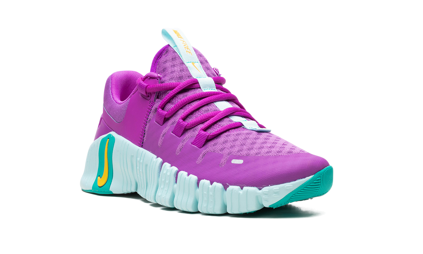 Free Metcon 5 WMNS "Hyper Violet" DV3950 501