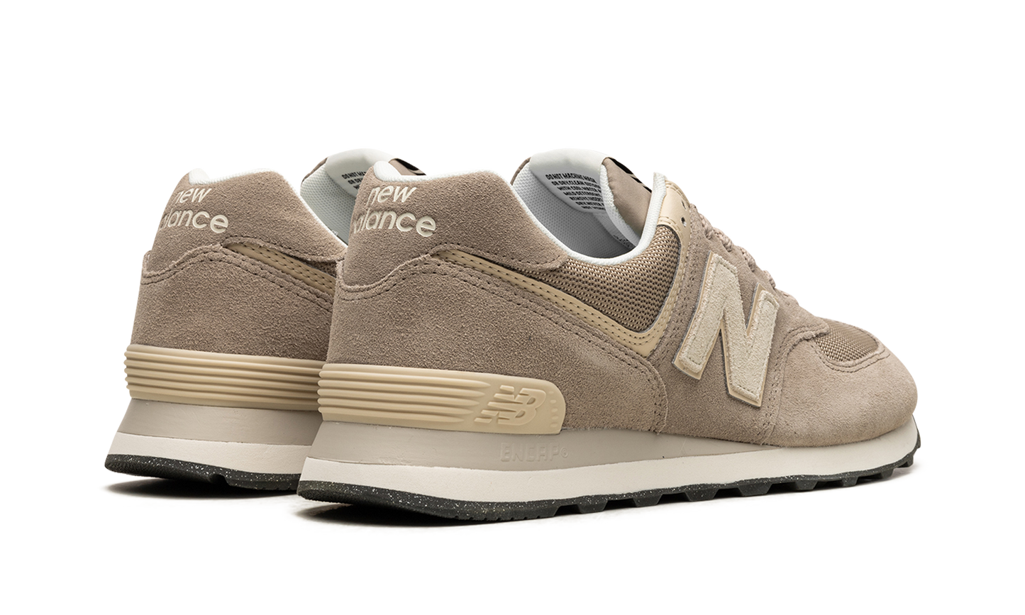 574 "Beige / White"
