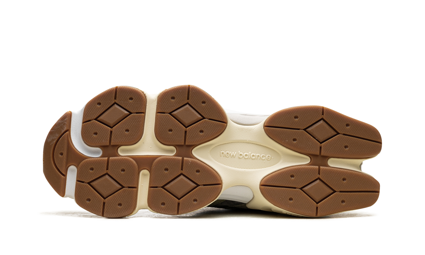 9060 "Green Grey" U9060FOC