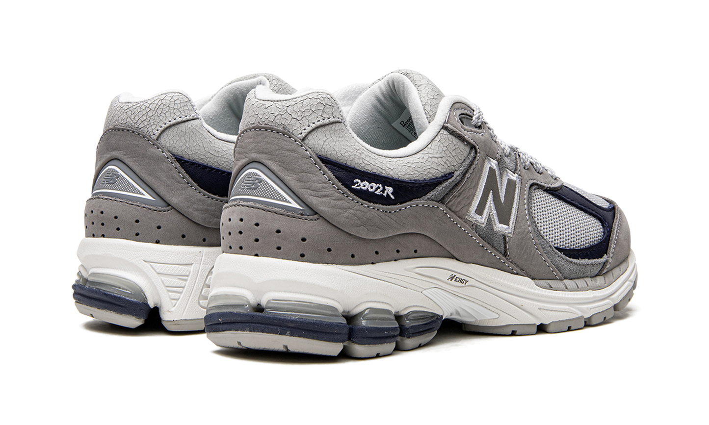 2002R "thisisneverthat - 2022 Downtown Run" M2002RTH