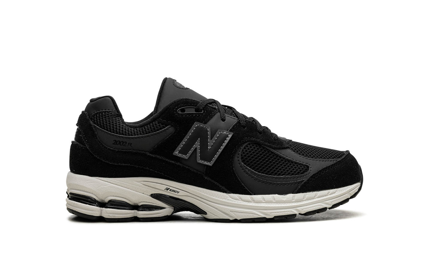 2002R GS "Black" GC2002BK