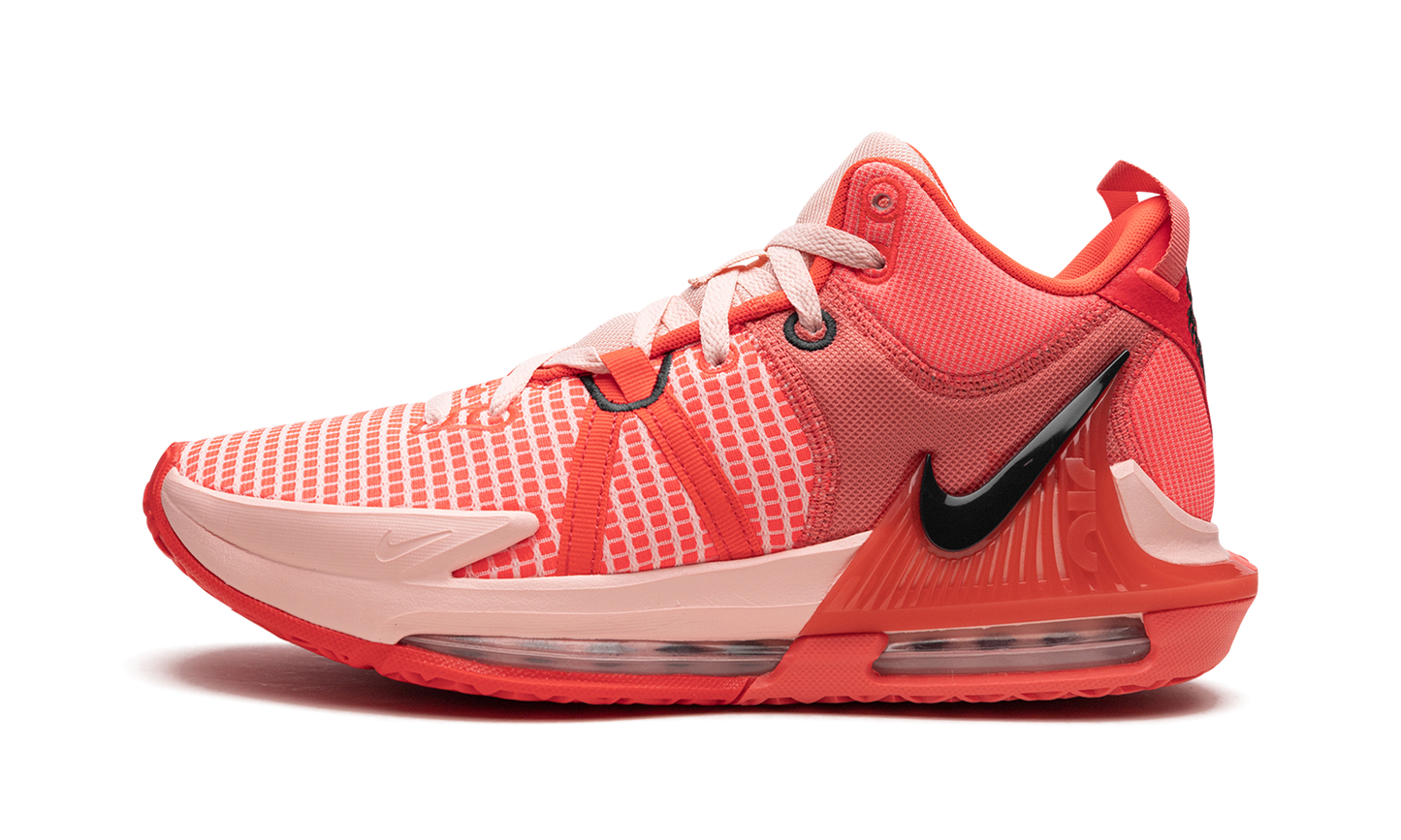 LeBron Witness 7 DM1123 600