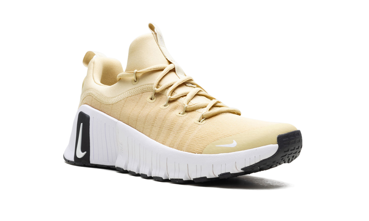 Free Metcon 6 TB "Vegas Gold Black White" HM3754 701