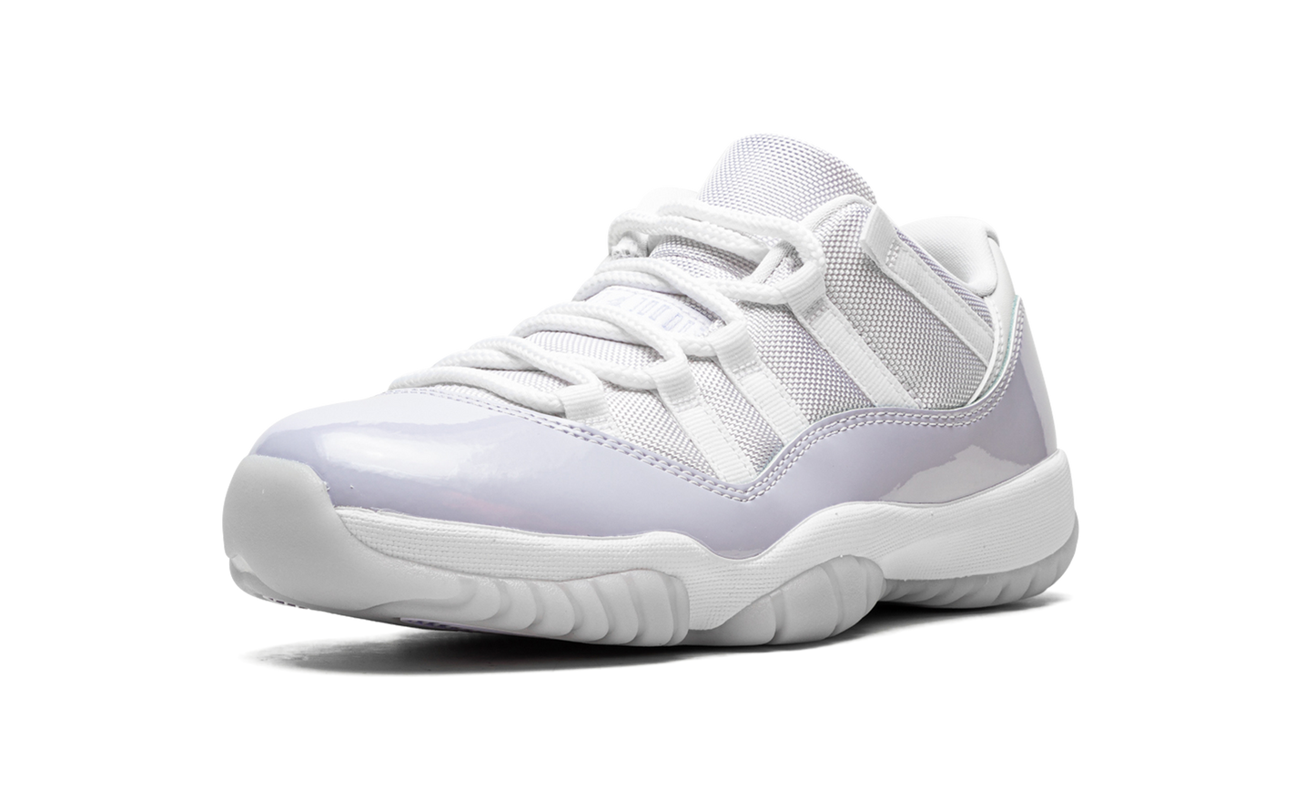 AIR JORDAN 11 LOW WMNS "Pure Violet" AH7860 101