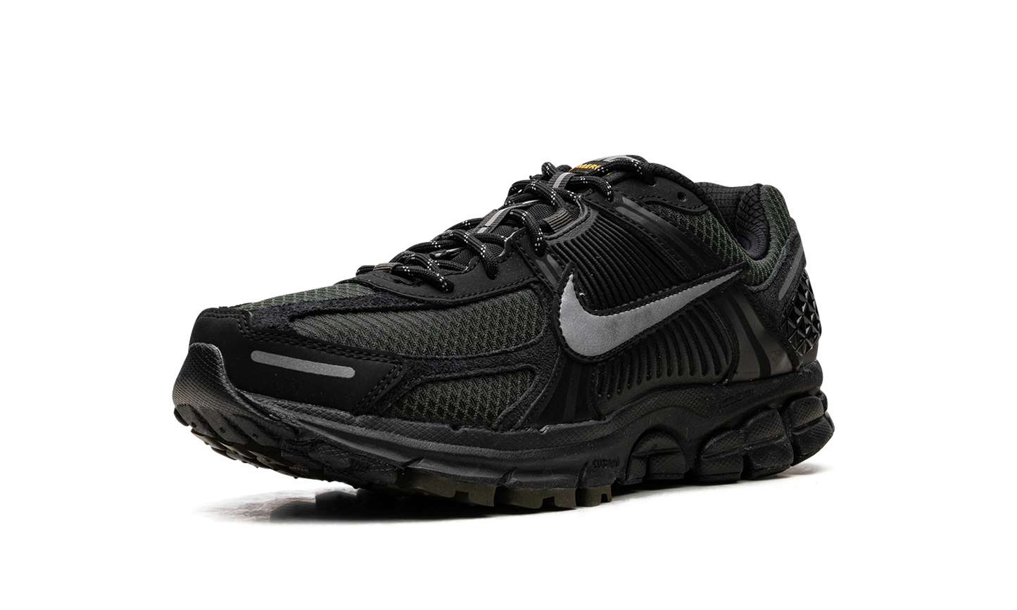 Vomero 5 "Black Sequoia" HV2527 001