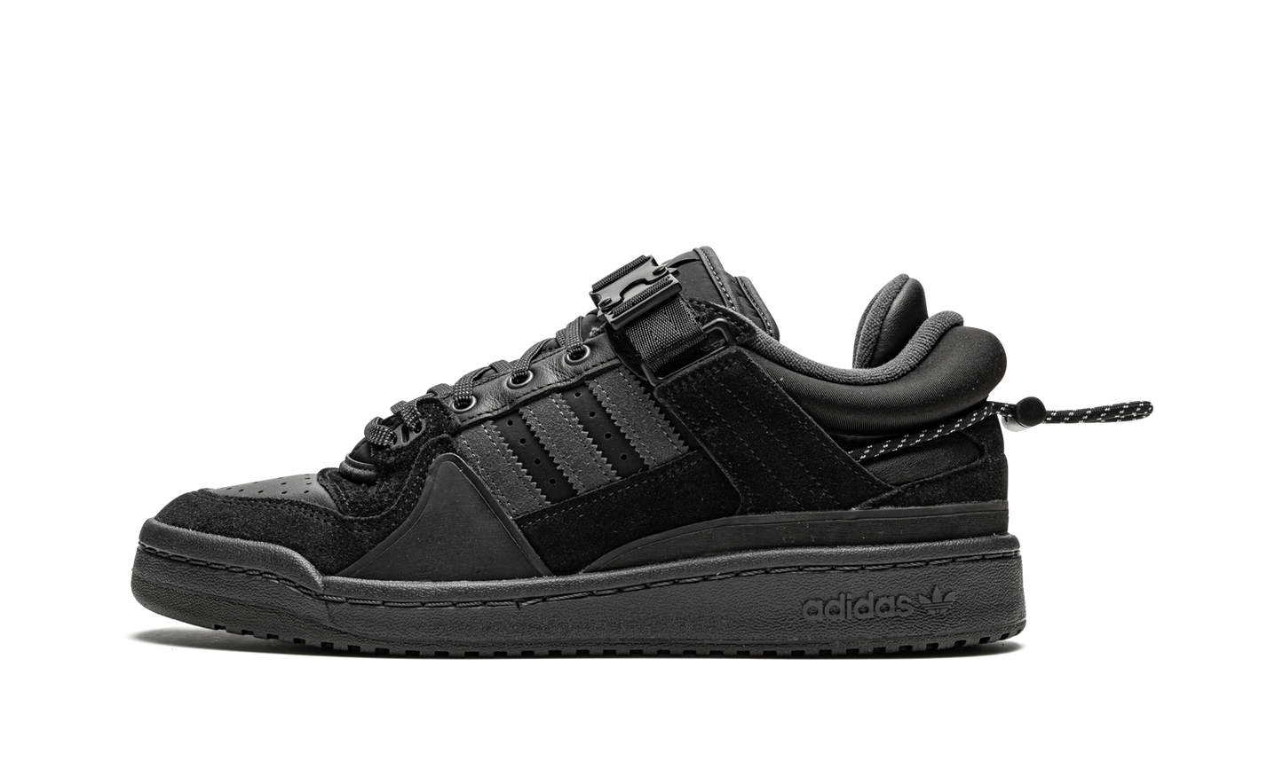 Forum Buckle Low "Bad Bunny - Back To School" GW5021