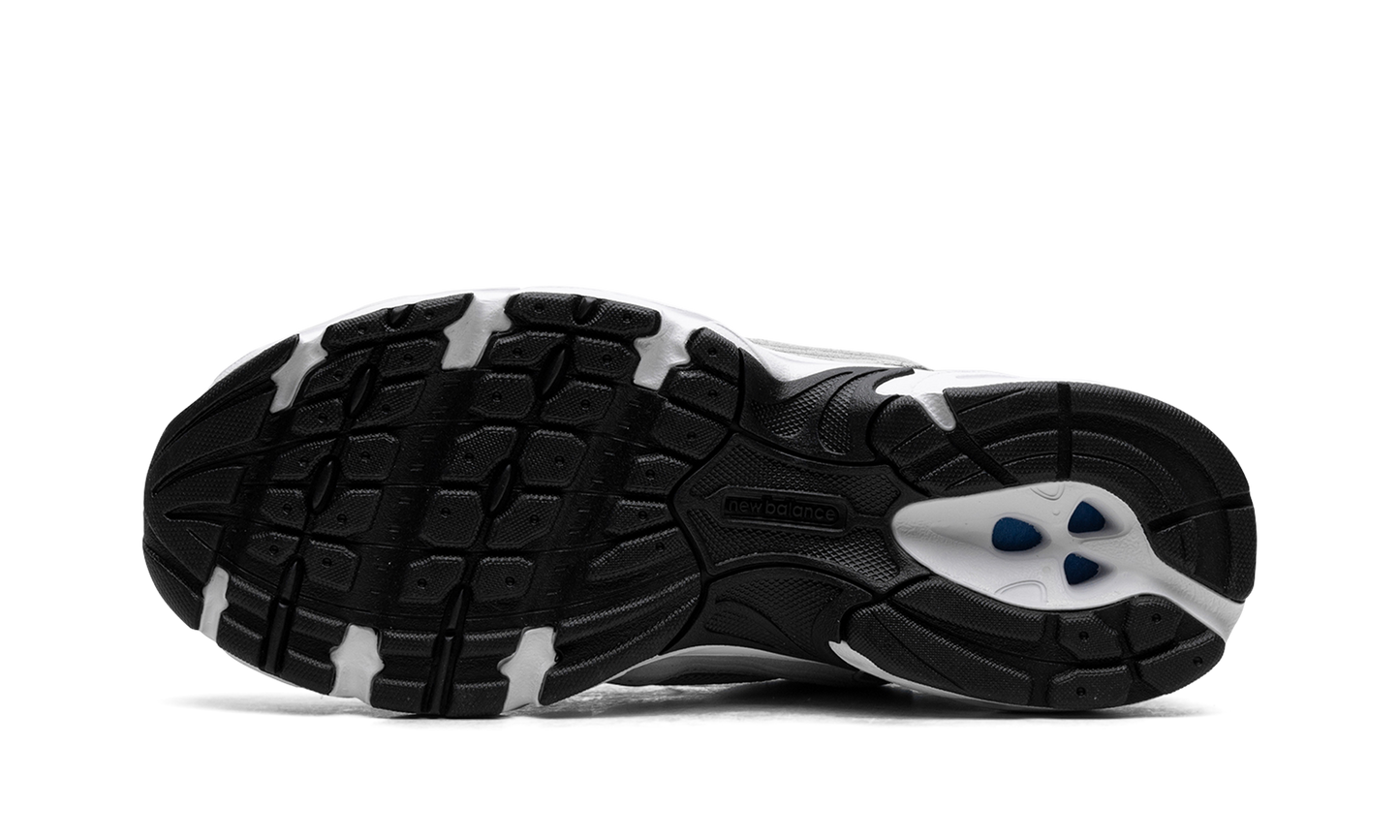 530 "Raincloud" MR530CK