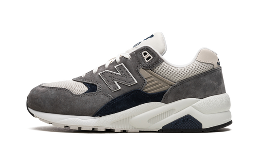 580 "Castlerock" MT580RCB