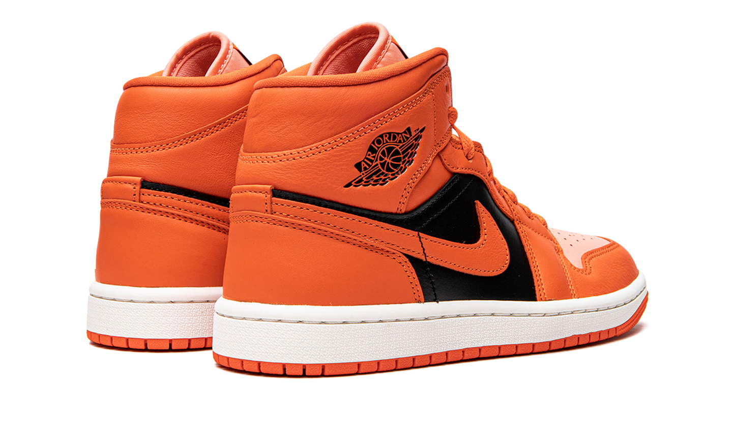 AIR JORDAN 1 MID SE WMNS "Orange / Black" DM3381 600