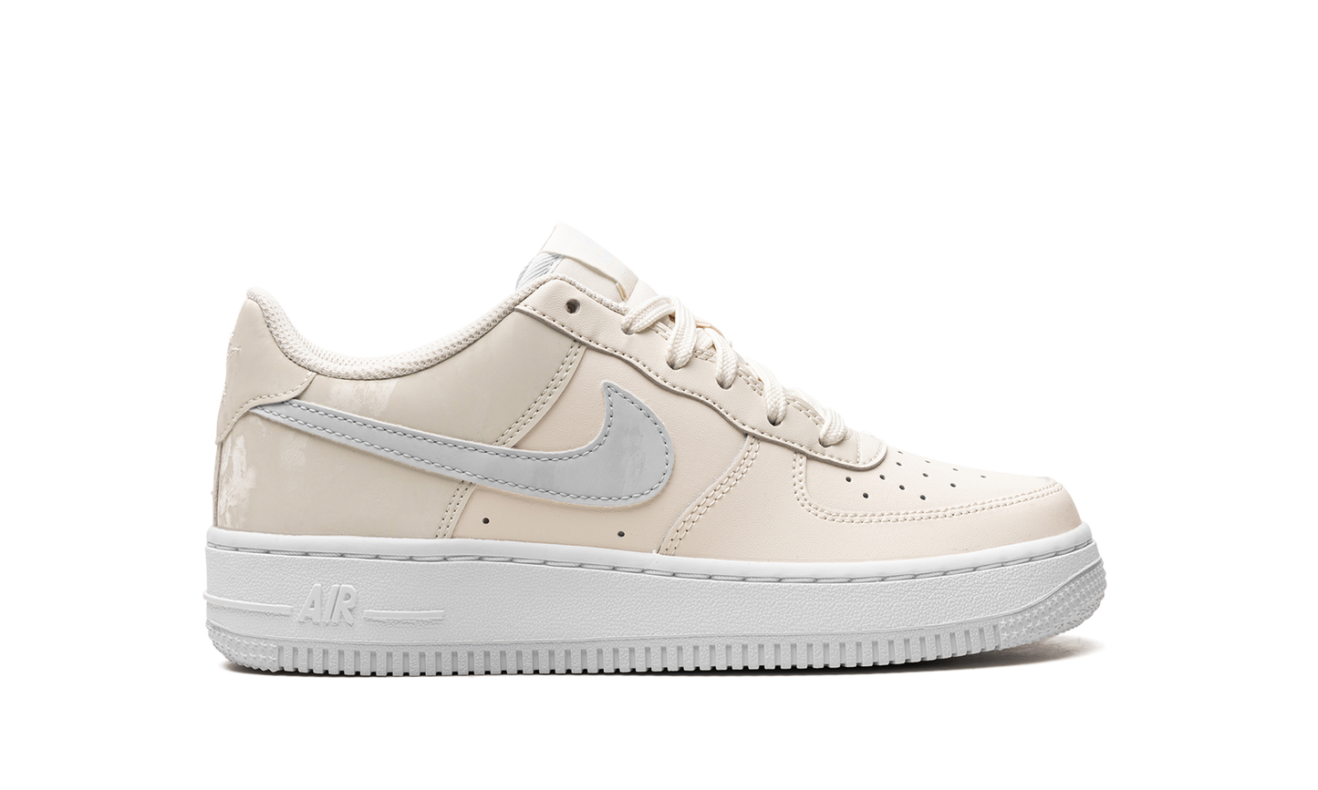 AIR FORCE 1 GS "Pale Ivory / Sea Glass / White / Football Grey" CT3839 110