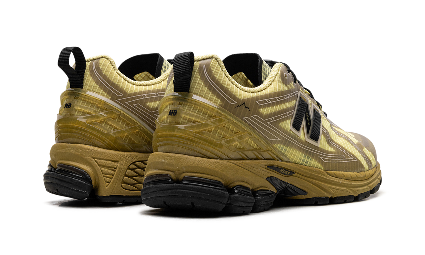 1906R "CAYL" M1906RCY