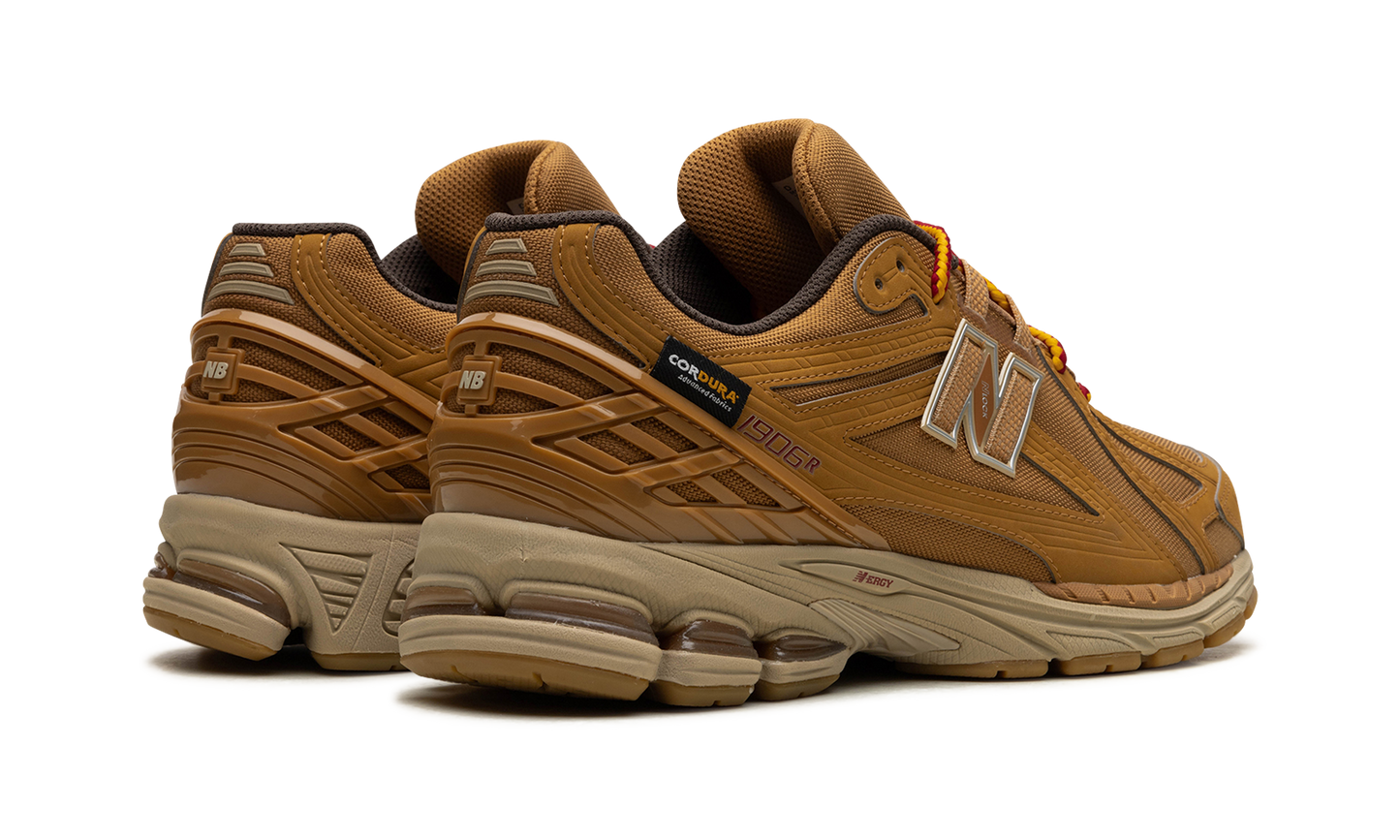 1906R "Cordura Pocket - Tobacco" M1906ROB