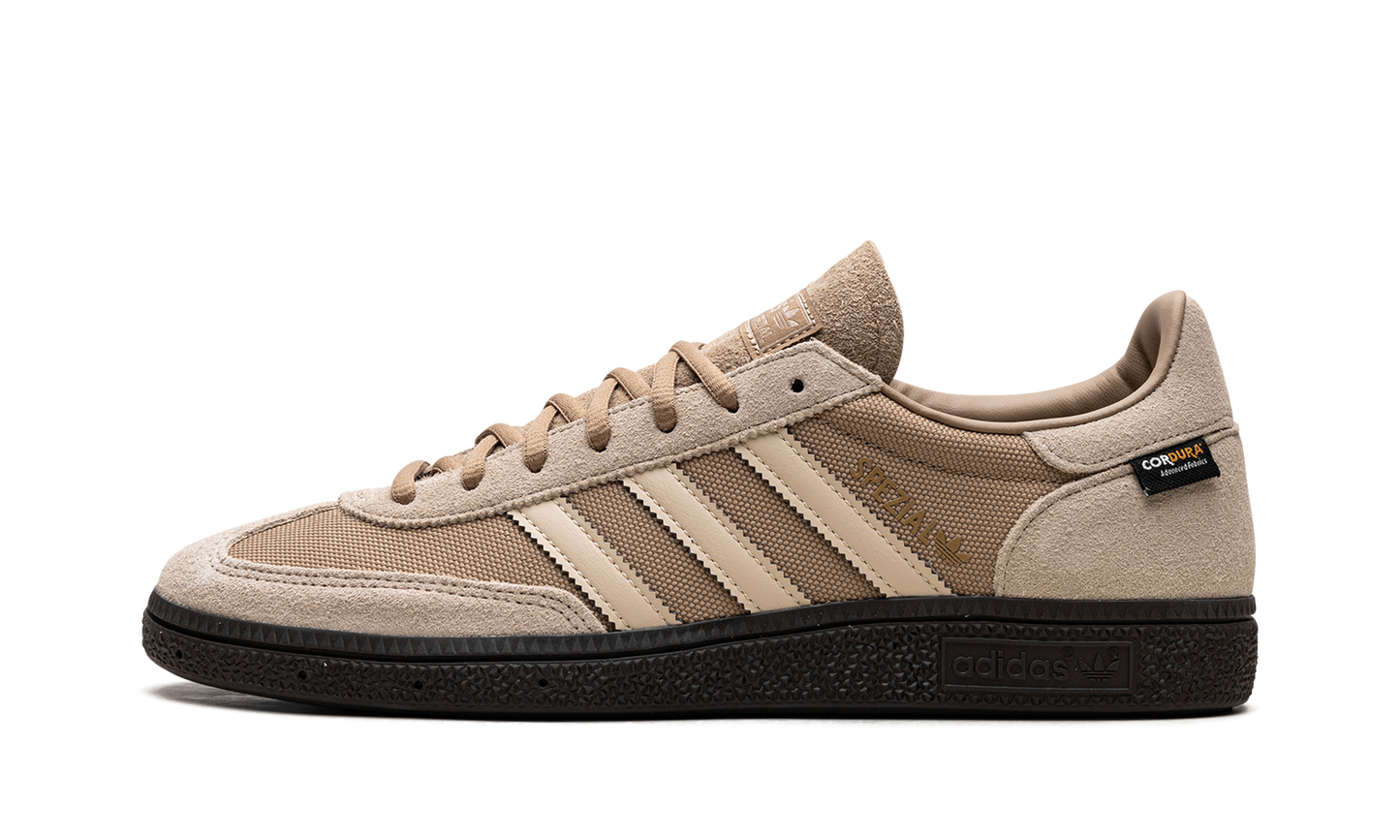 Handball Spezial "Cardboard Crystal Sand" JI4645