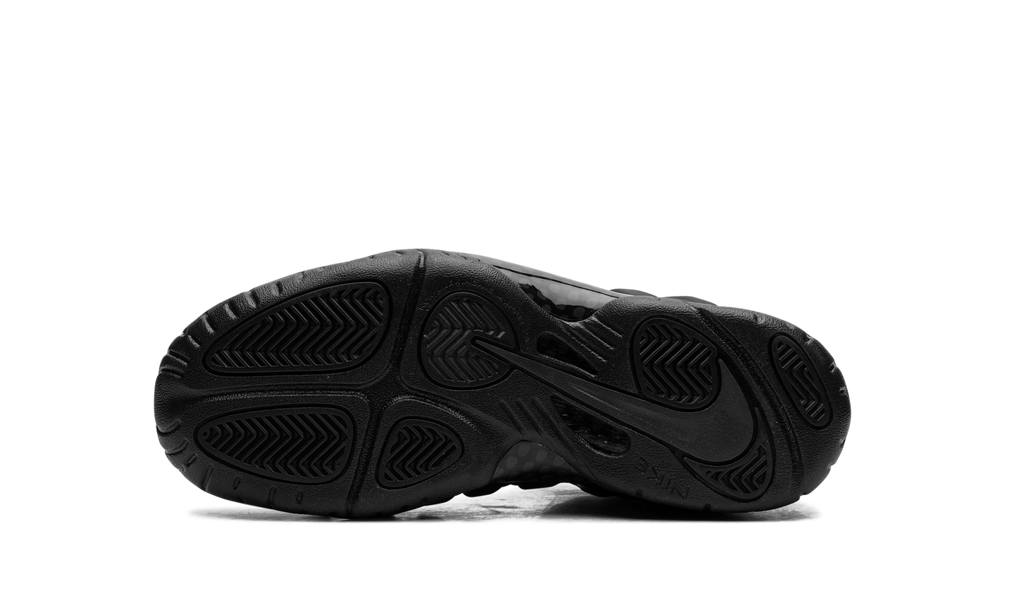 Little Posite One GS "Triple Black" FN7143 001