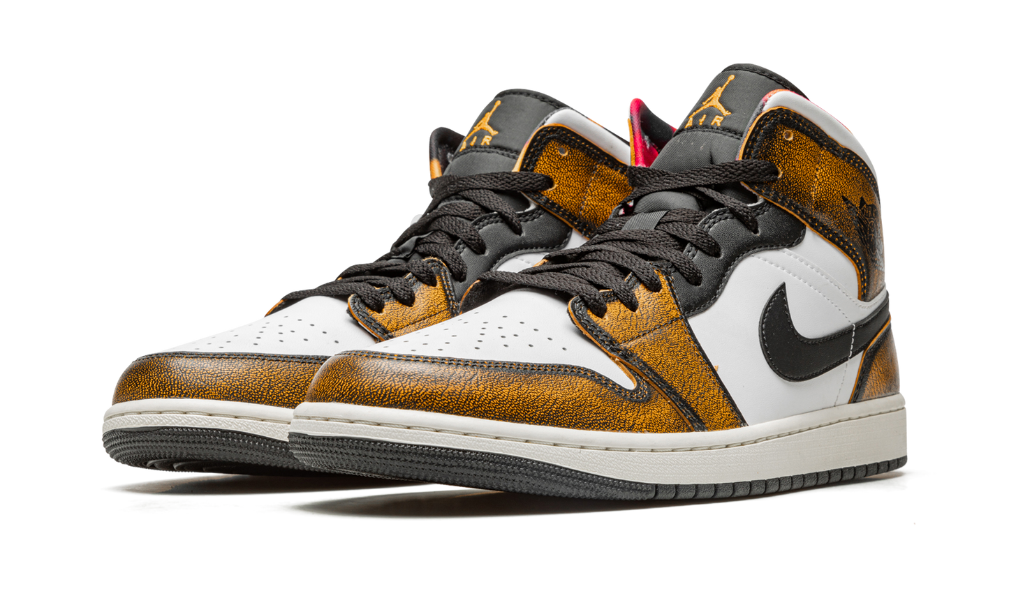 Air Jordan 1 Mid SE "Orange Wear Away" DQ8417 071