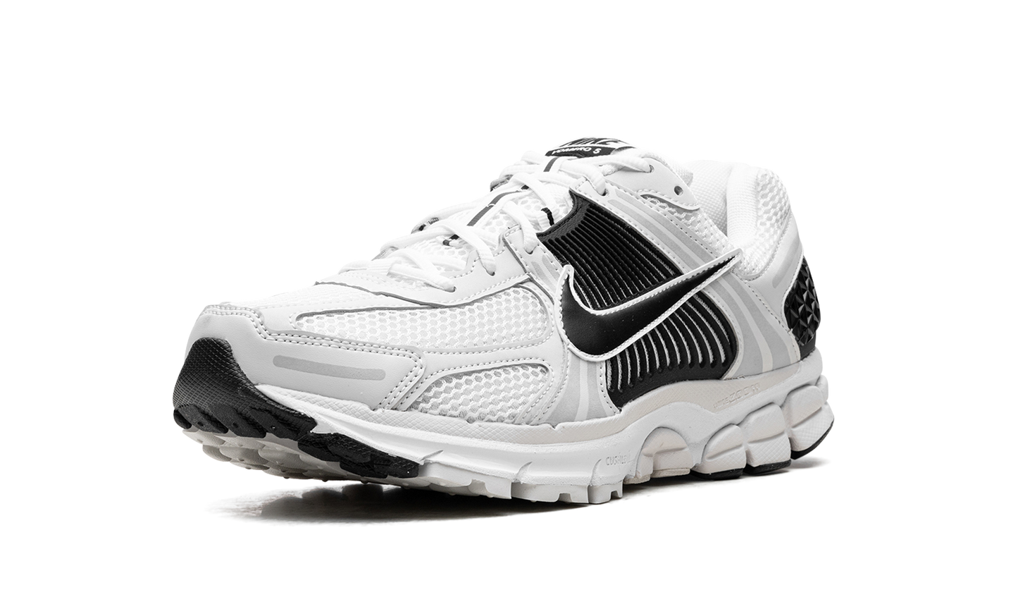 Zoom Vomero 5 "White / Black" FB9149 101