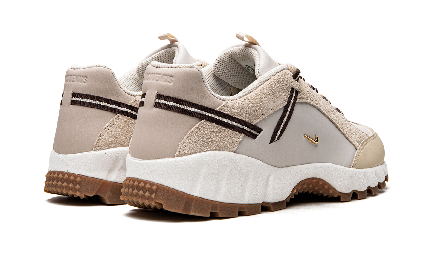 AIR HUMARA LX WMNS "Jacquemus - Beige" DR0420 001