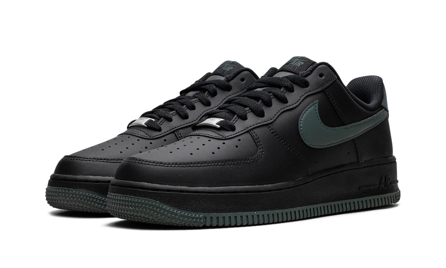 Air Force 1 "Black Vintage Green" FJ4146 001
