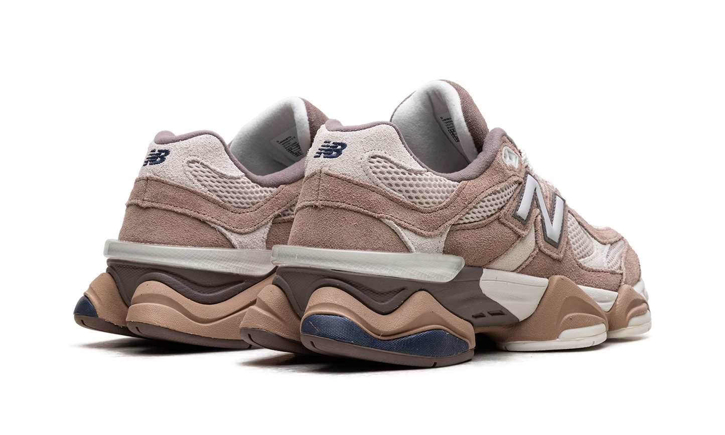 9060 "Earth Shadow" U9060ETN