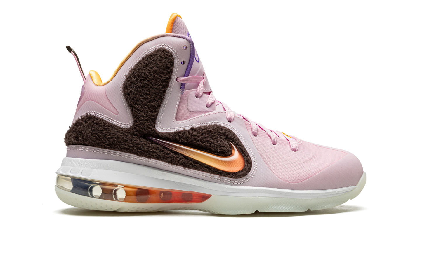 LeBron 9 "King of LA (2022)" DJ3908 600