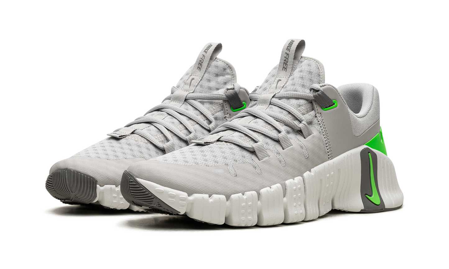 Free Metcon 5 "Light Iron" DV3949 002