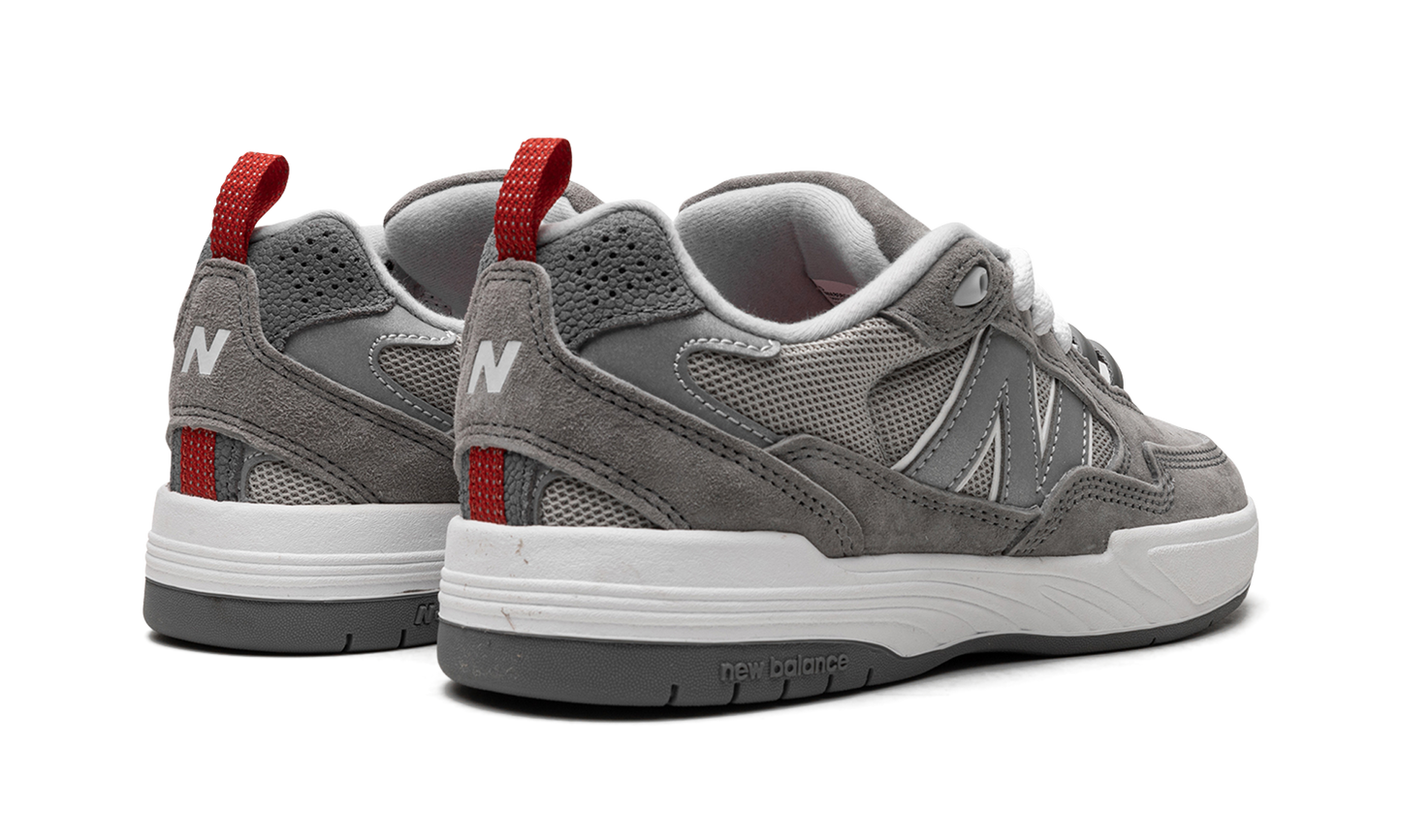 808 "Tiago Lemos - Grey Day"