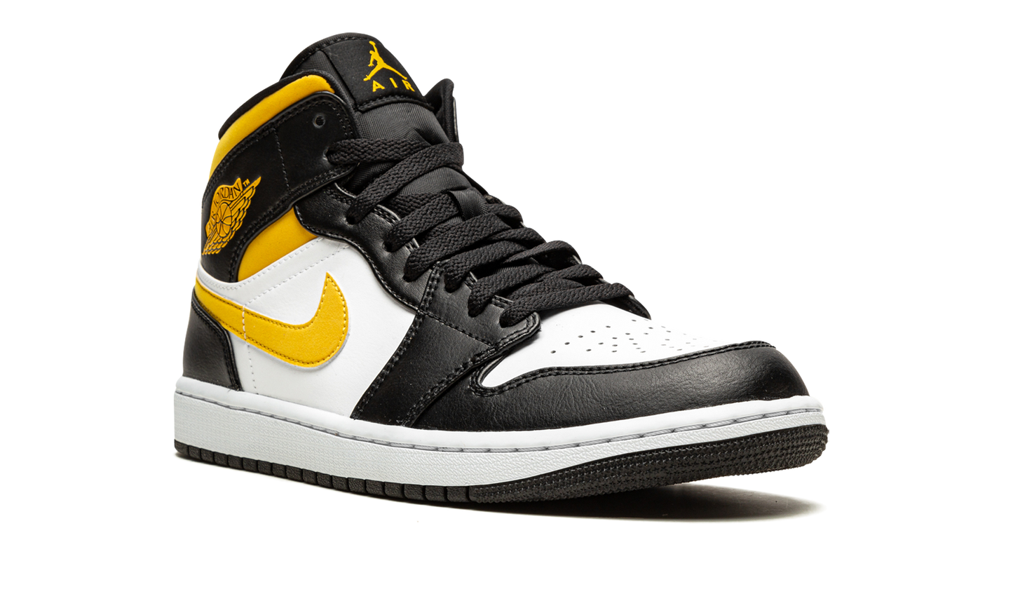 Air Jordan 1 Mid "White / Pollen / Black" 554724 177