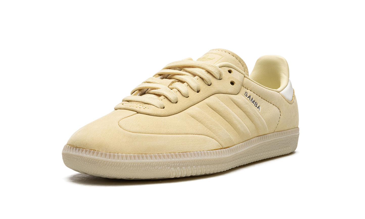 Samba "Almost Yellow" IE4955