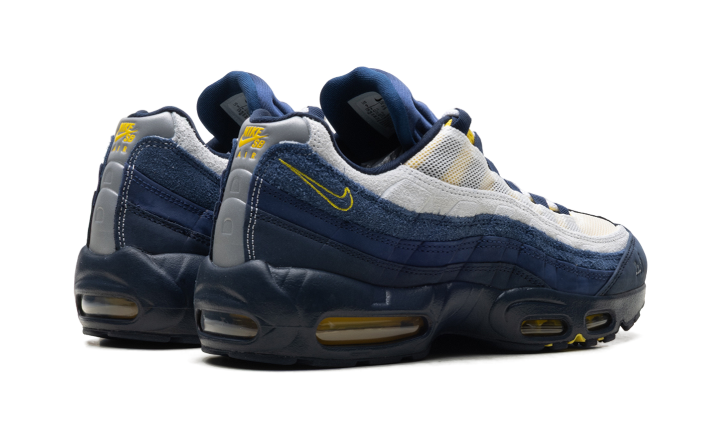 SB Air Max 95 "Eric Koston" HQ8492 400