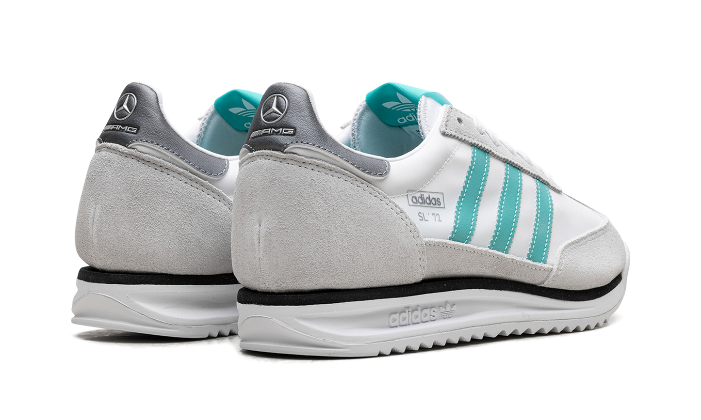 SL 72 RS "Mercedes-AMG Petronas Formula One Team White" JQ1781