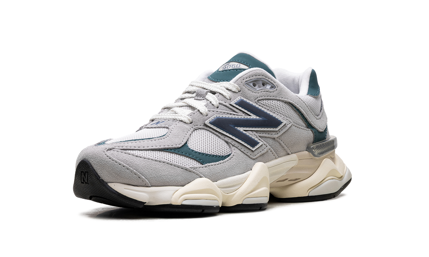 9060 "Concrete Vintage Indigo New Spruce" U9060HMS