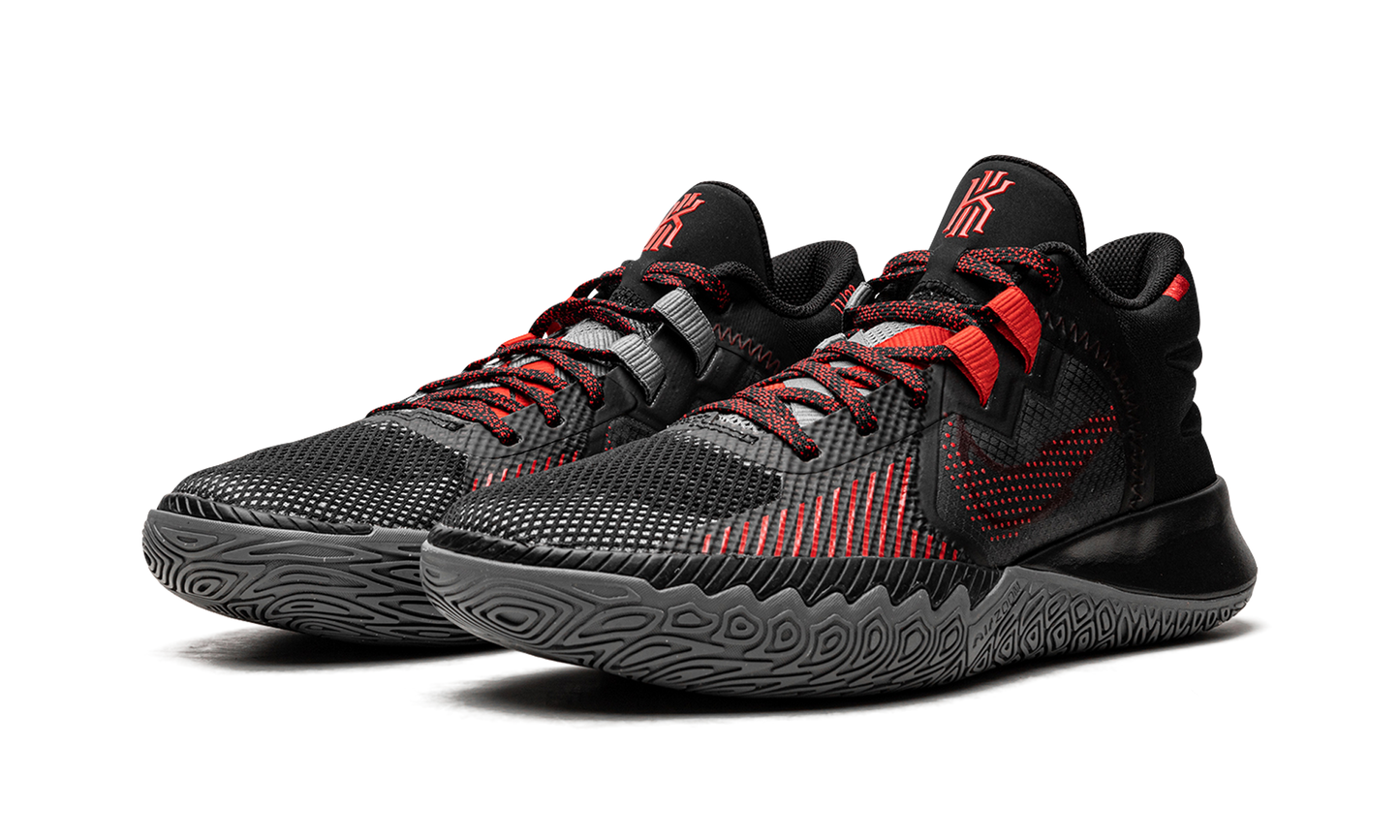 Kyrie Flytrap V CZ4100 003