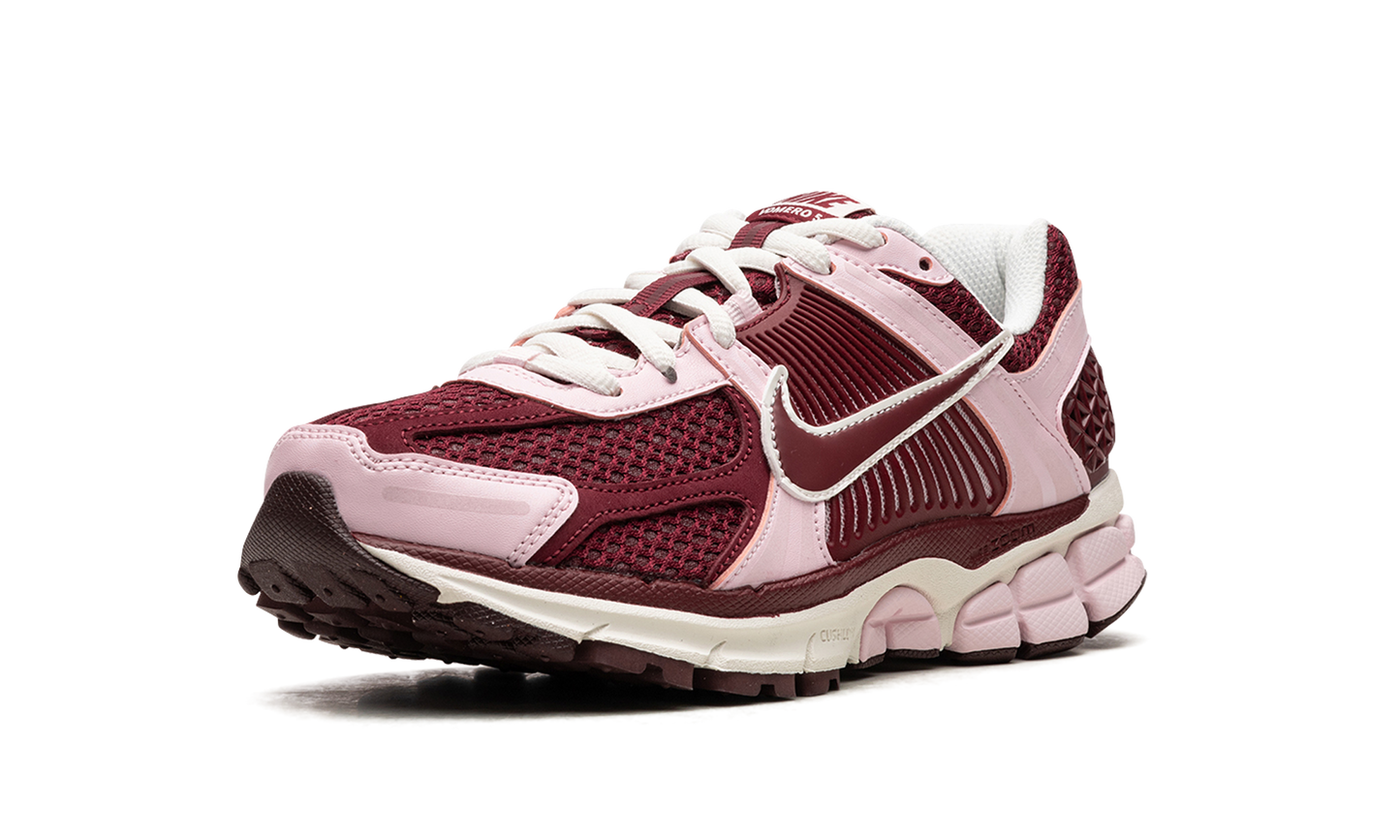 ZOOM VOMERO 5 WMNS "Pink Foam" FN7196 663