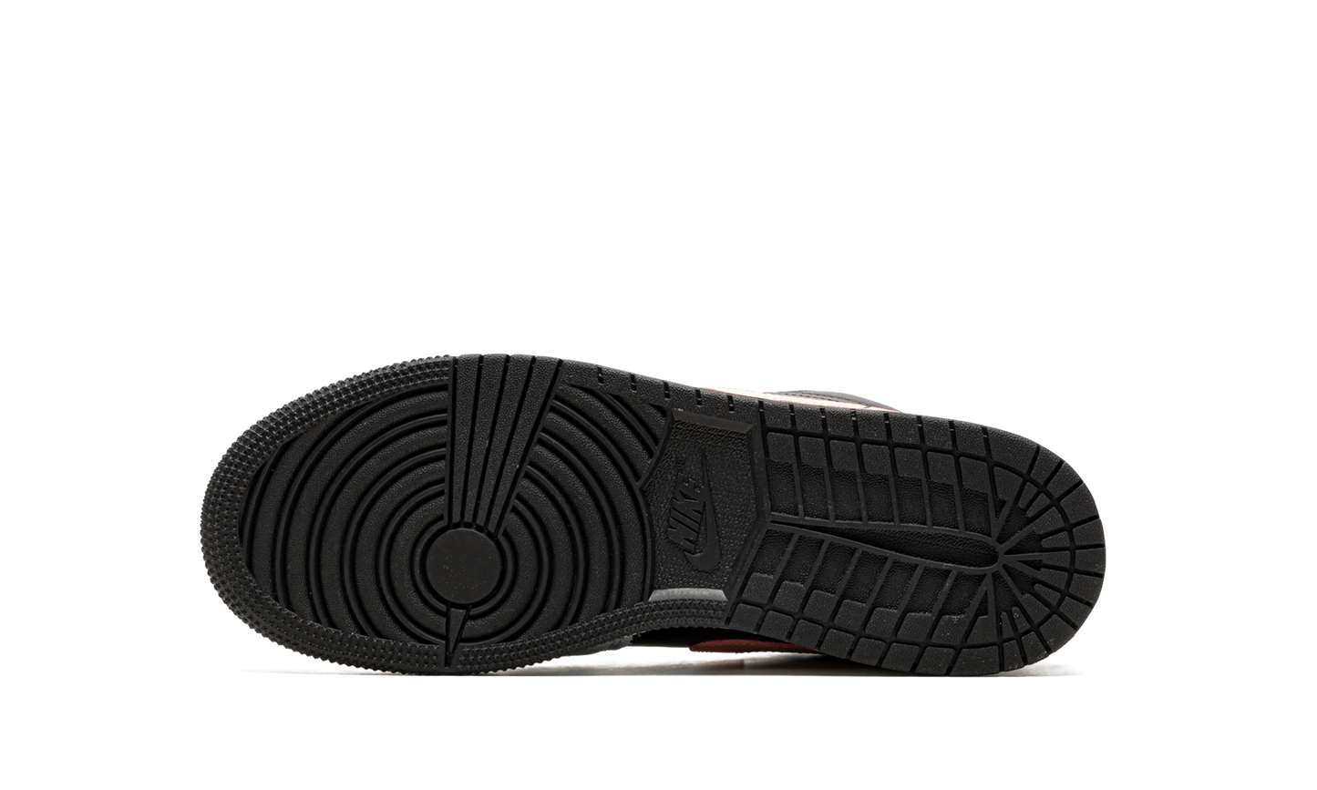 Jordan 1 Low GS "Black Grey Pink" 553560 062