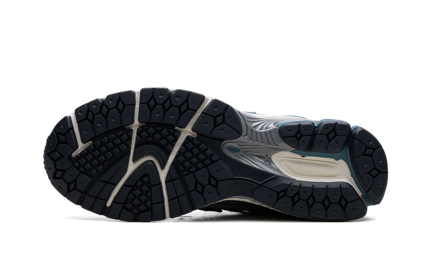 1906 "Silver/Teal" M1906REO