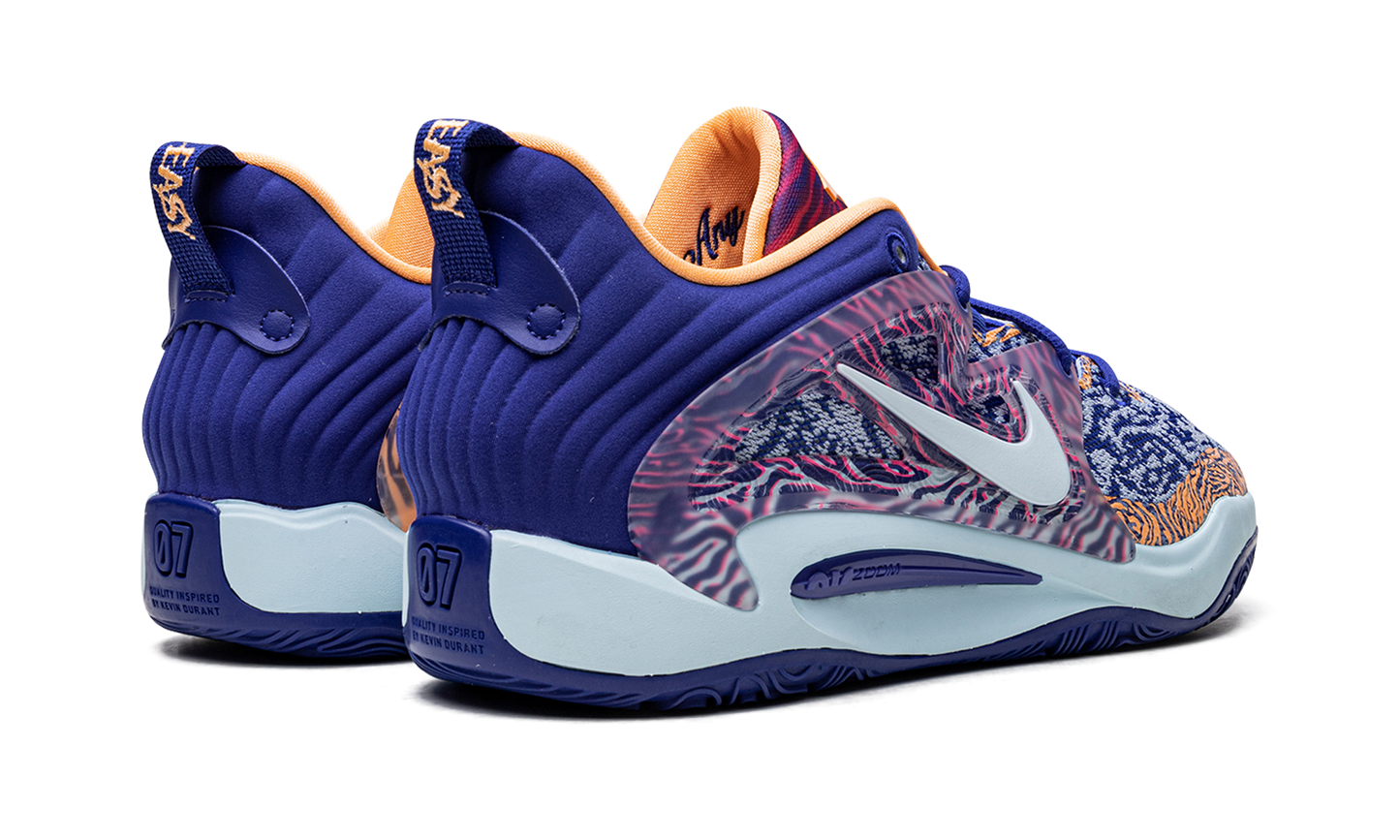 KD 15 "Napheesa Collier"