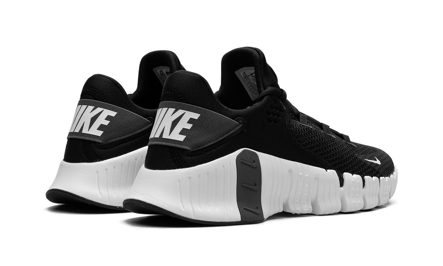 Free Metcon 4 Black "Black / White" CT3886 010