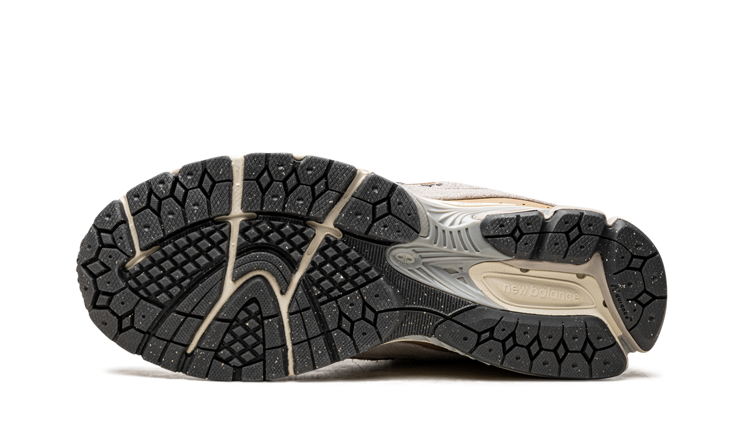 2002R "Rain Cloud" M2002RSA