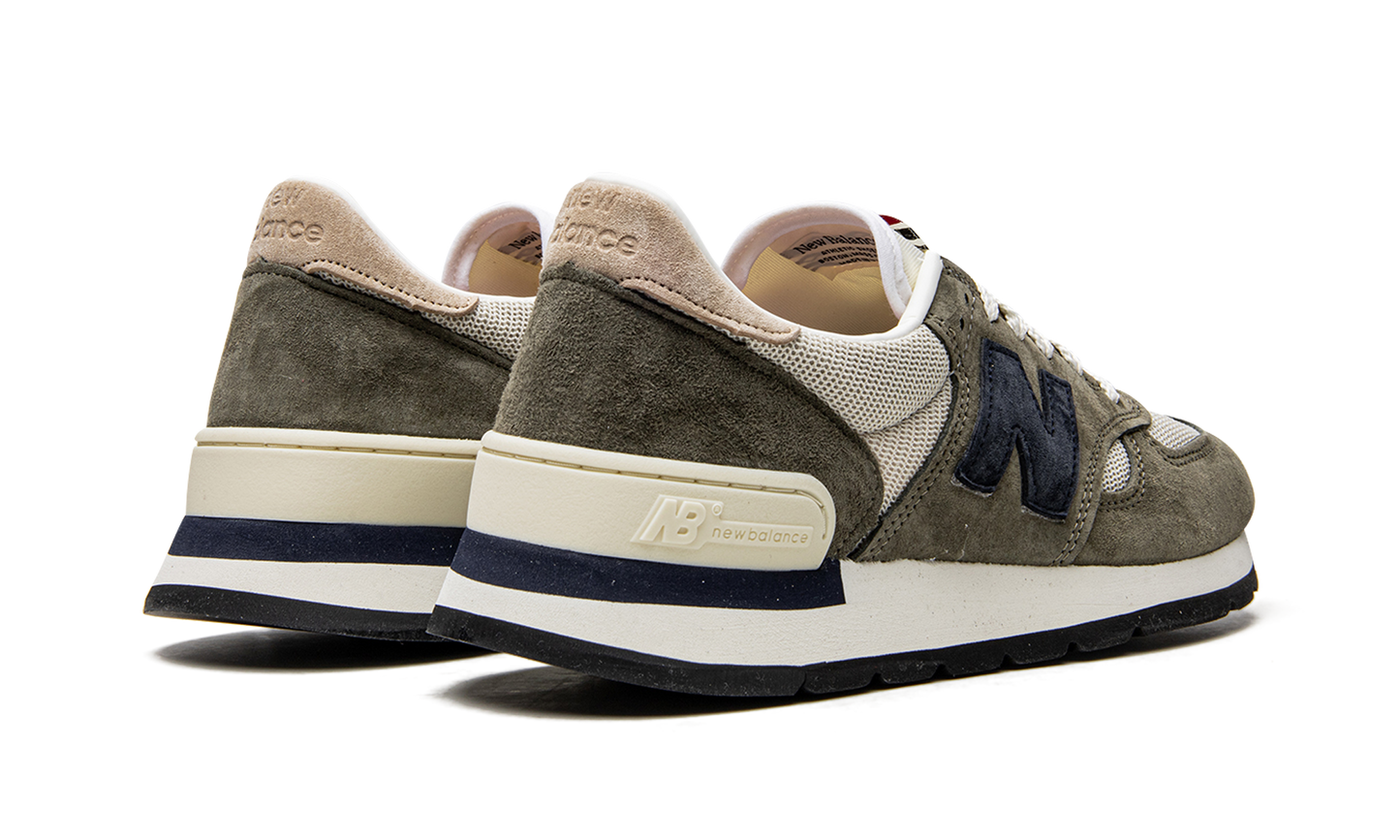 990 V1 "Made In USA - Teddy Santis Olive" M990WG1