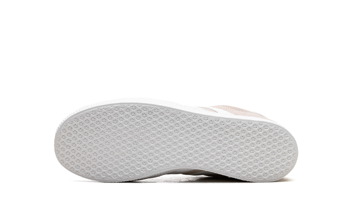 Gazelle GS "Pink Tint Cloud White" H01512