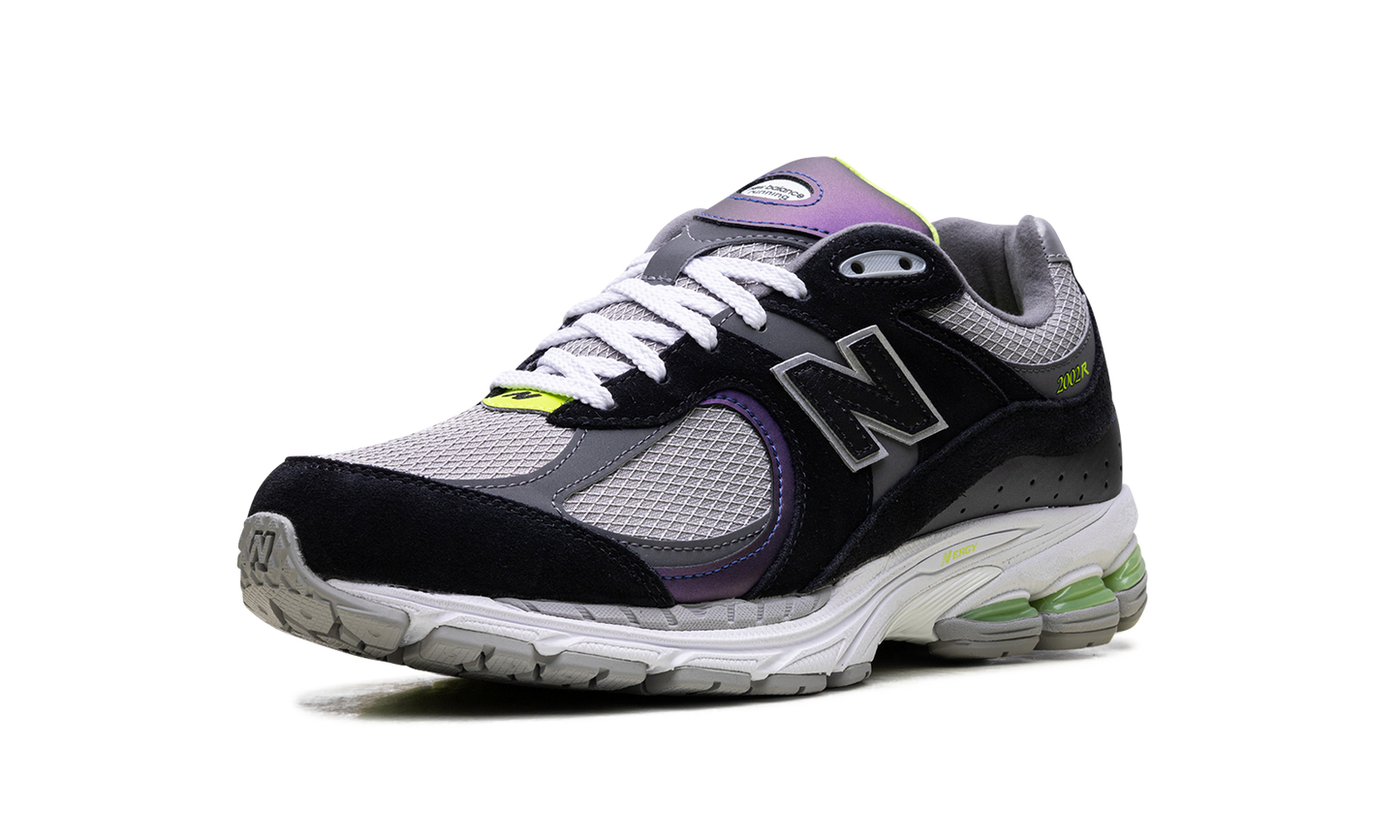 2002R "DTLR - Purple Noir" m2002rhi