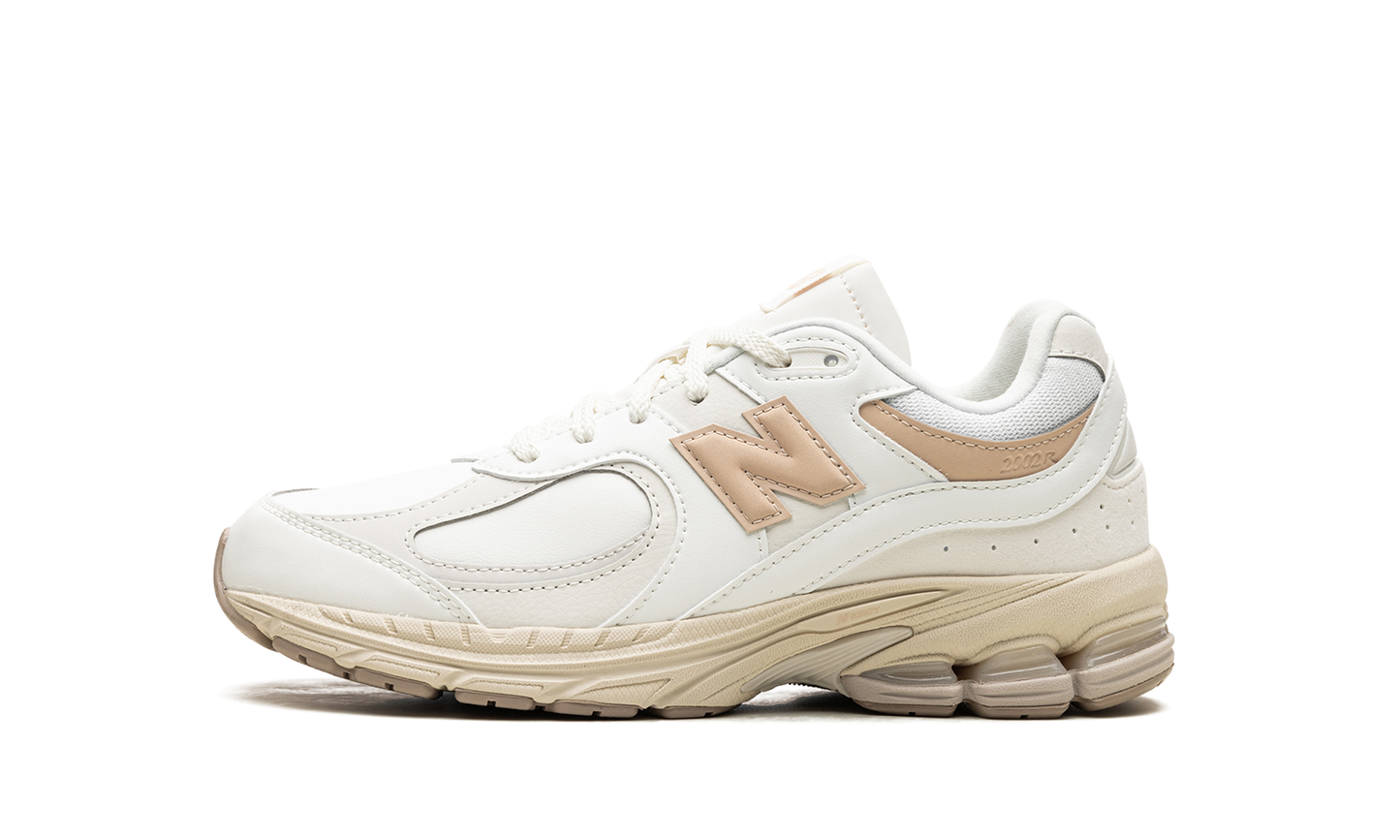 2002 GS "Beige / White" GC2002VF