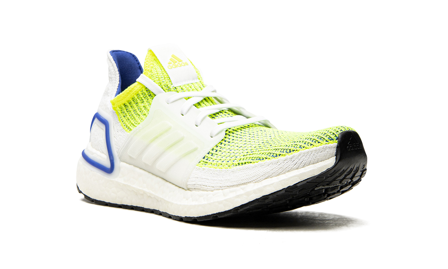 Ultraboost 18 "SNS Special Delivery"